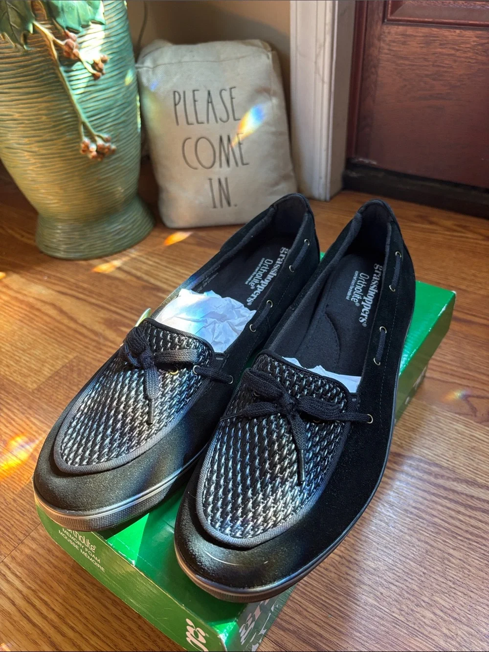Grasshoppers Women's Black Slip-On Moccasin Loafers with Bow Accent